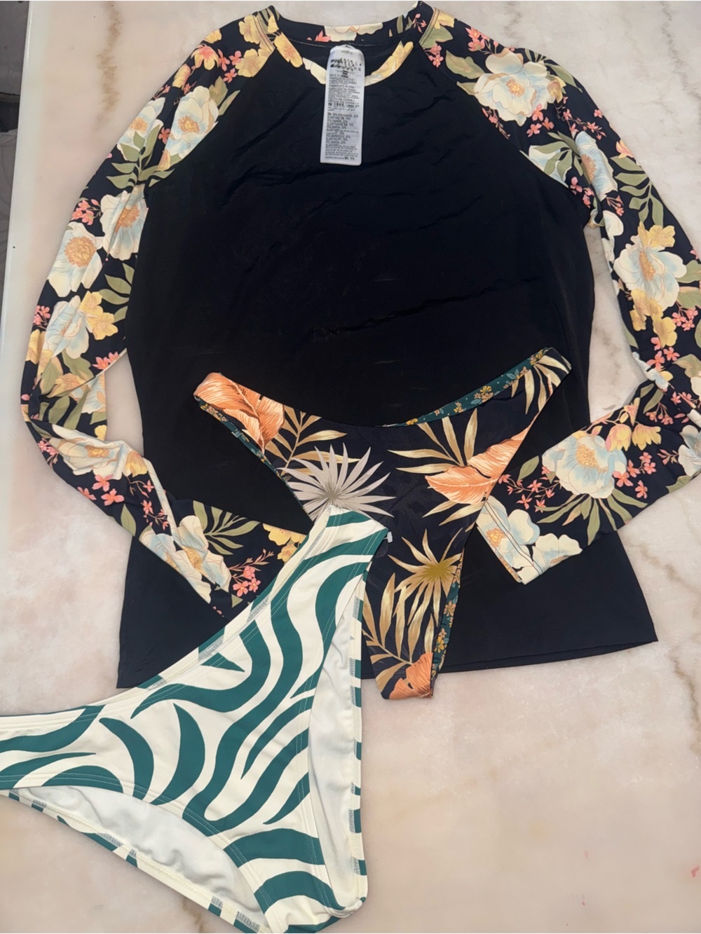 Billabong Black Floral Long-Sleeve Rash Guard with Tropical Print Bikinis